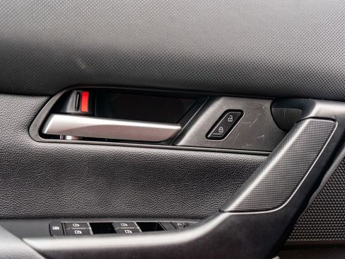 Used 2025 MAZDA CX-50 AWD 2.5 S w/ Premium Package image 18