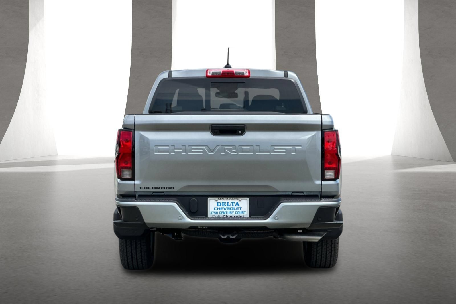 Used 2026 Chevrolet Colorado LT w/ LPO, Pro Essentials Package RWD image 5