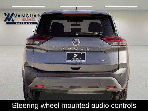 Used 2021 Nissan Rogue SV image 4