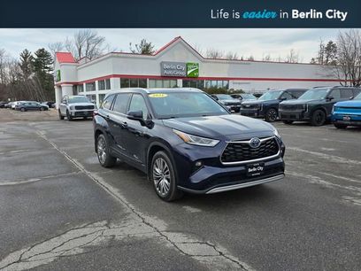Used 2021 Toyota Highlander Platinum