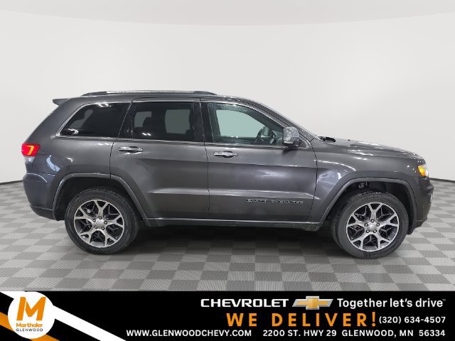 Used 2020 Jeep Grand Cherokee Overland AWD/4WD image 1