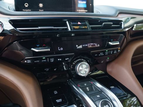 Certified 2024 Acura MDX SH-AWD w/ Technology Package image 26