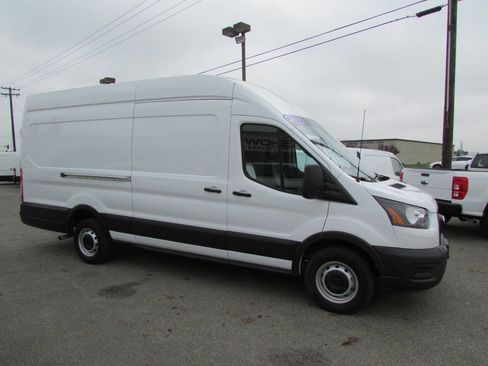 Used 2022 Ford Transit 250 148 High Roof Extended image 5