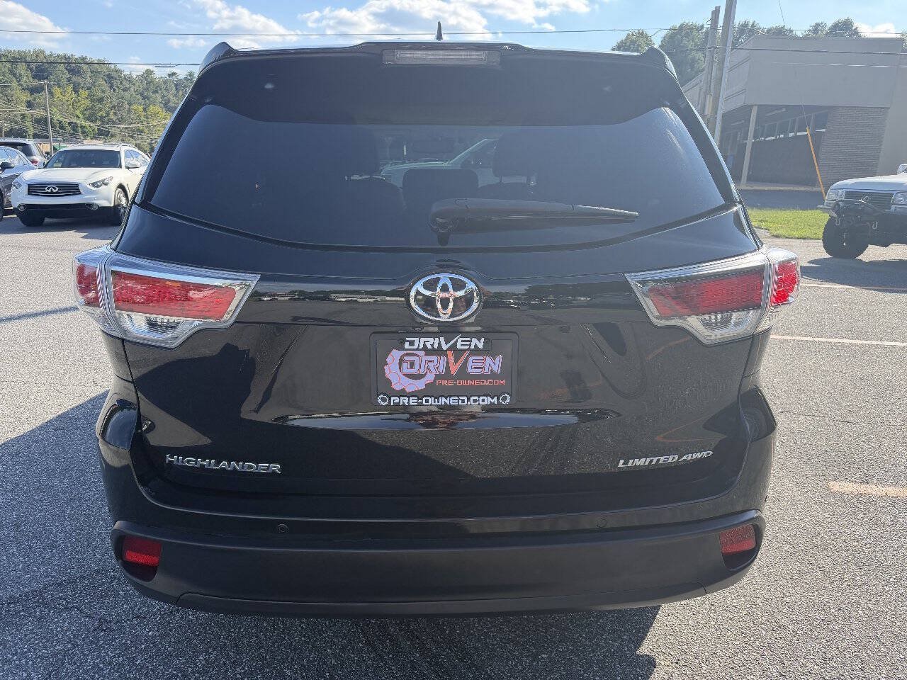 Used 2016 Toyota Highlander Limited Platinum AWD/4WD image 7