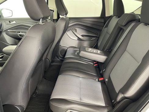 Used 2019 Ford Escape SE AWD/4WD image 16