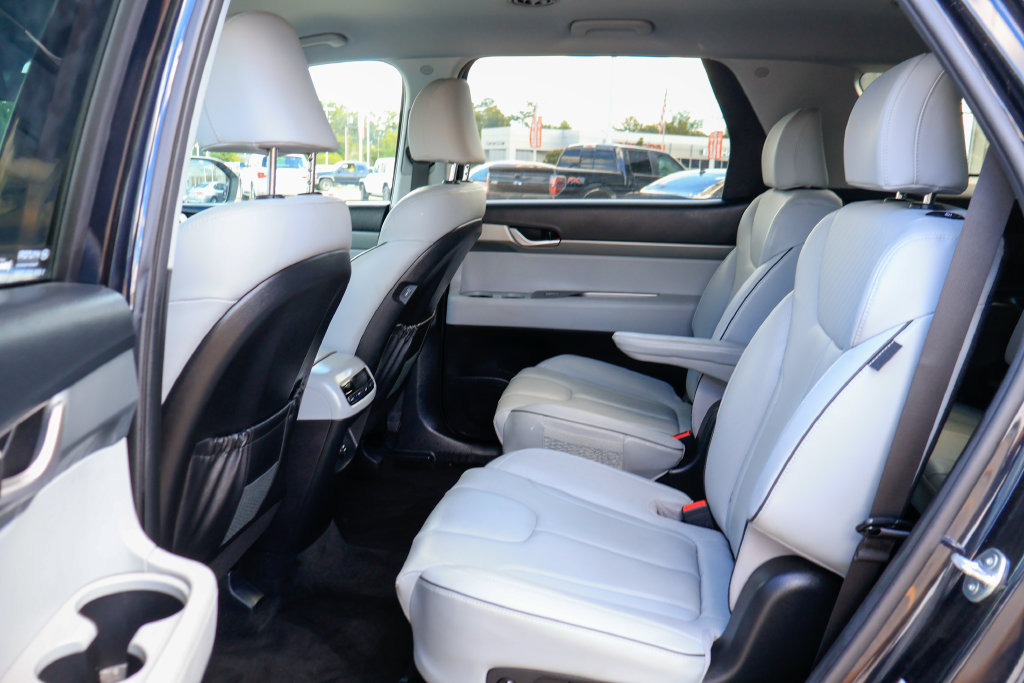 Used 2025 Hyundai Palisade SEL FWD image 9