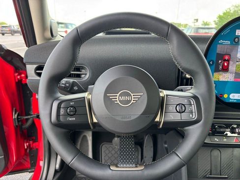 Used 2025 MINI Cooper S FWD image 13