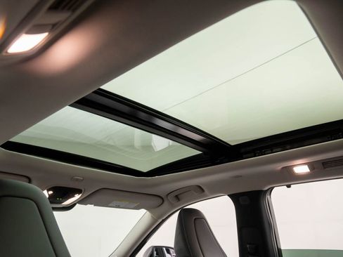 New 2026 INFINITI QX60 Luxe w/ Cargo Package image 17