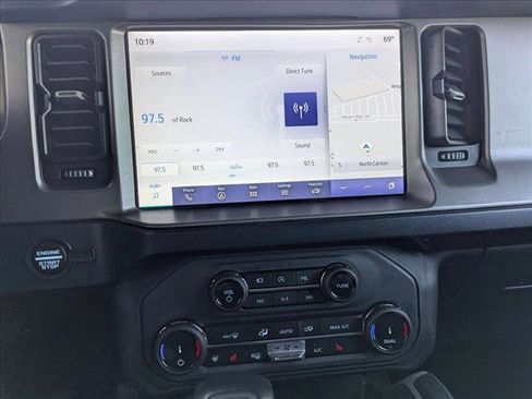 Used 2022 Ford Bronco Outer Banks AWD/4WD image 13