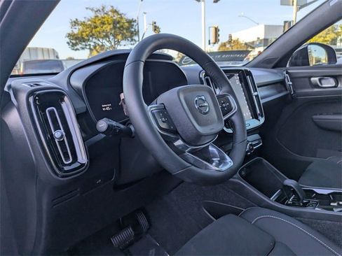 Certified 2023 Volvo C40 P8 Recharge Plus image 12