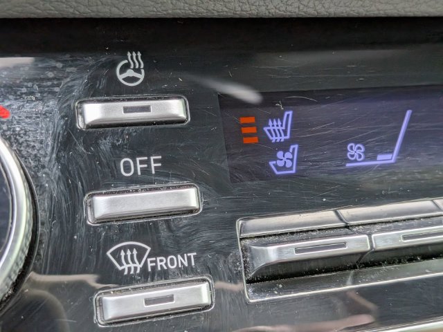 Used 2021 Hyundai Sonata Limited w/ Preferred Accessory Package FWD image 24