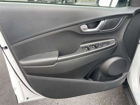 Certified 2023 Hyundai Kona SEL w/ Convenience Package image 13