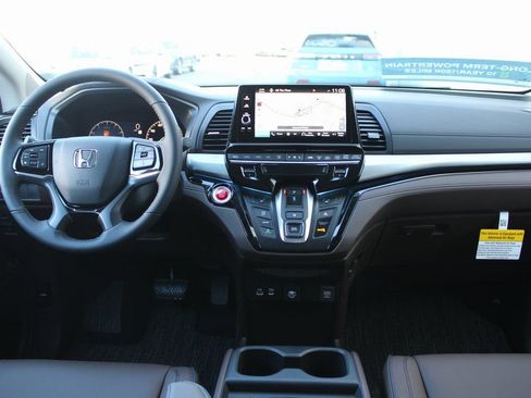New 2026 Honda Odyssey Touring image 39