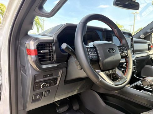 Used 2025 Ford F150 Raptor AWD/4WD image 20