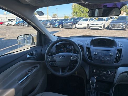 Used 2018 Ford Escape SE image 29