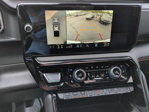 Used 2023 GMC Sierra 1500 AT4 AWD/4WD image 20