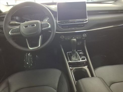 New 2026 Jeep Compass Limited image 8