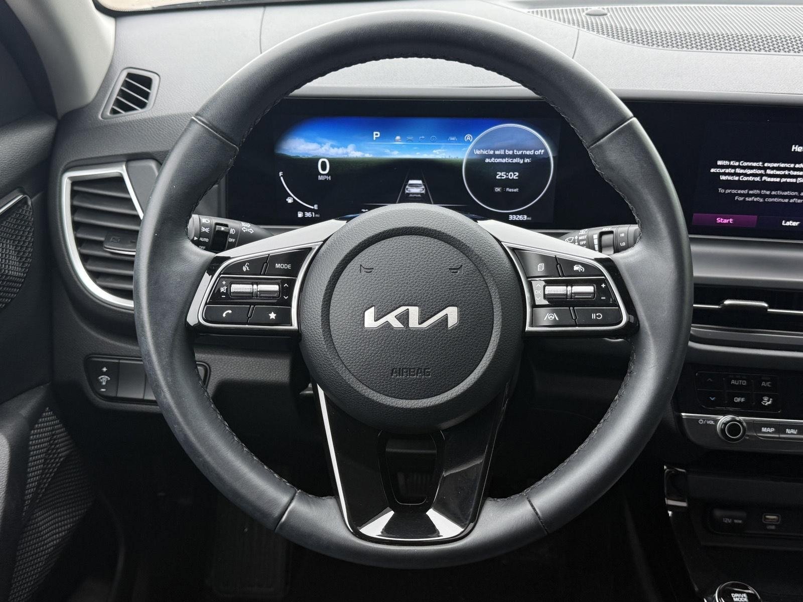 Used 2024 Kia Seltos EX AWD/4WD image 30