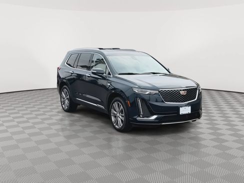Certified 2024 Cadillac XT6 Premium Luxury w/ Technology Package AWD/4WD image 2