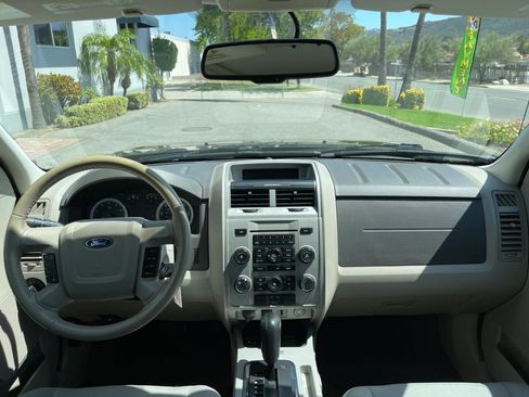 Used 2012 Ford Escape XLT FWD image 12