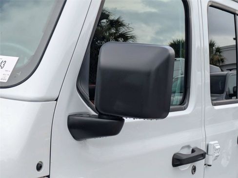 Used 2021 Jeep Wrangler Unlimited Sport w/ Sun And Sound Package AWD/4WD image 13