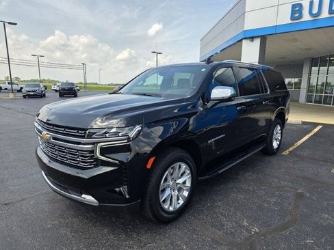 Used 2024 Chevrolet Suburban Premier AWD/4WD image 20