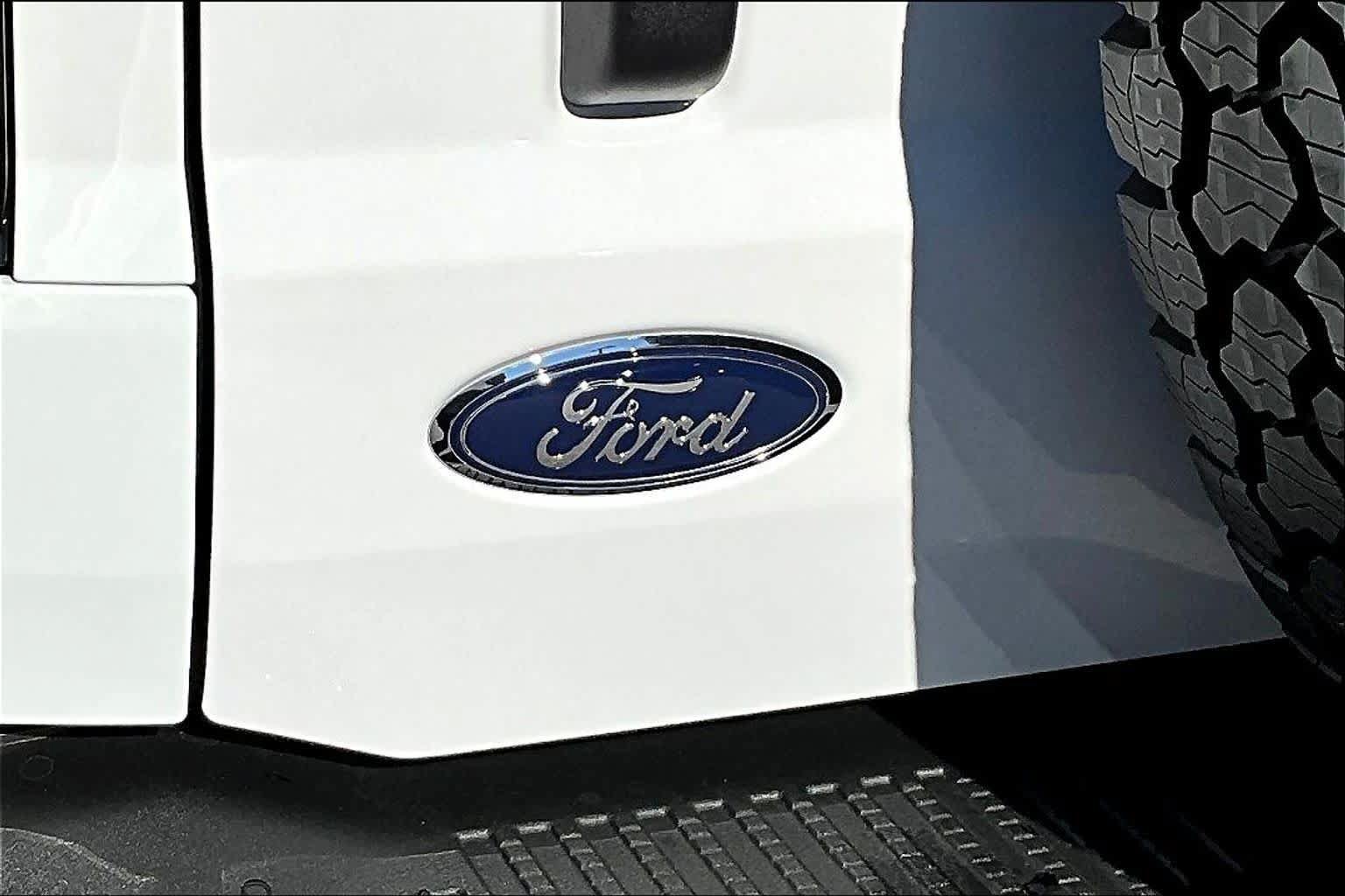 Used 2025 Ford Bronco Badlands AWD/4WD image 9