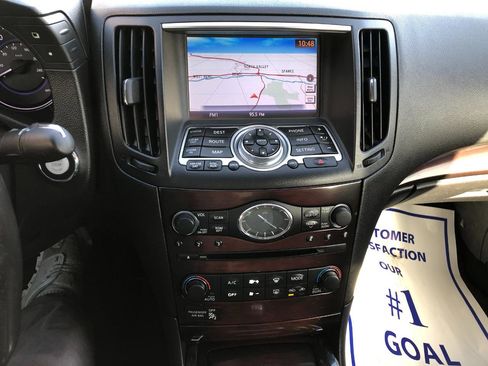 Used 2013 INFINITI G37 Journey w/ Premium Pkg image 20