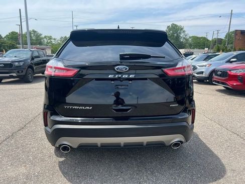 Certified 2023 Ford Edge Titanium w/ Equipment Group 301A AWD/4WD image 5