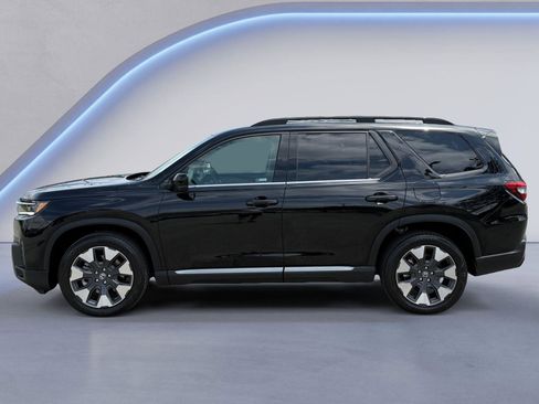 Used 2026 Honda Pilot Elite image 8