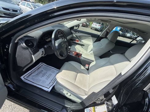 Used 2006 Lexus IS 250 w/ Premium Pkg RWD image 8