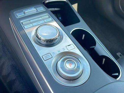 Used 2025 Genesis GV70 2.5T w/ Select Package image 22