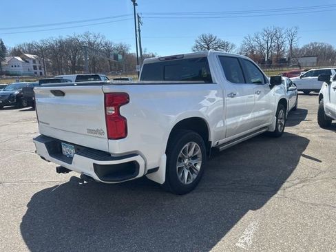 Used 2019 Chevrolet Silverado 1500 High Country w/ Technology Package image 9