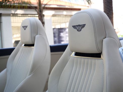 Used 2017 Bentley Continental GT image 19