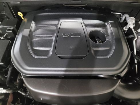 Used 2020 Jeep Grand Cherokee Laredo image 30