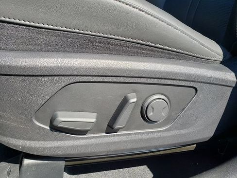 Certified 2024 Kia Sorento S FWD image 16