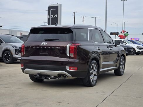 Used 2021 Hyundai Palisade SEL w/ Premium Package image 4