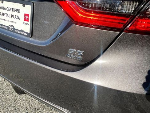 Used 2023 Toyota Camry SE image 29