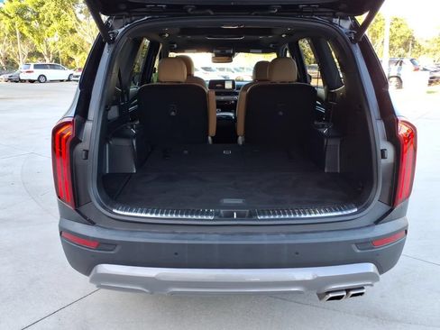 Used 2022 Kia Telluride SX FWD image 20