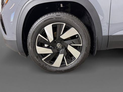New 2026 Volkswagen Atlas Cross Sport SE AWD/4WD image 10