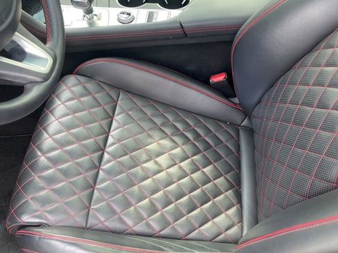 Used 2022 Genesis G70 3.3T w/ Sport Prestige Package AWD/4WD image 6