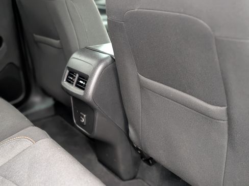 Used 2019 Chevrolet Equinox LT image 35