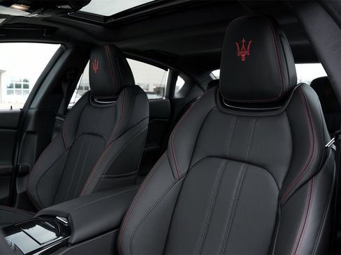 Certified 2024 Maserati Quattroporte Modena Ultima Q4 image 11