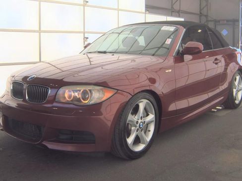 Used 2012 BMW 135i Convertible w/ Premium Pkg image 1