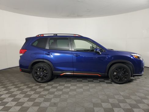 Used 2023 Subaru Forester Sport image 3