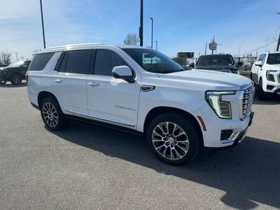 New 2026 GMC Yukon Denali w/ Sun & Power Step Package