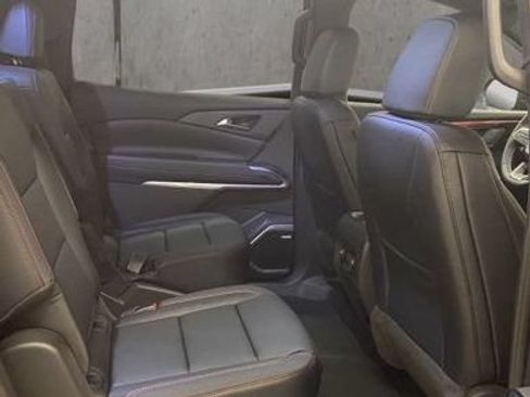 New 2026 Chevrolet Traverse Z71 w/ Enhanced Driving Package AWD/4WD image 29