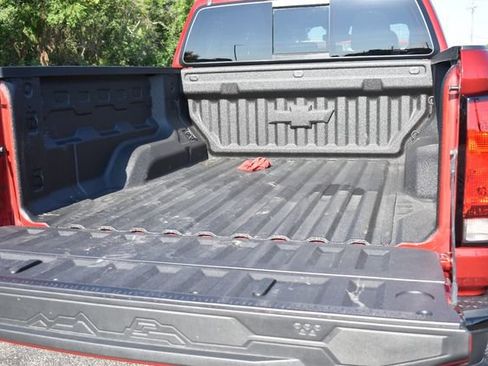 Used 2026 Chevrolet Colorado Trail Boss AWD/4WD image 18