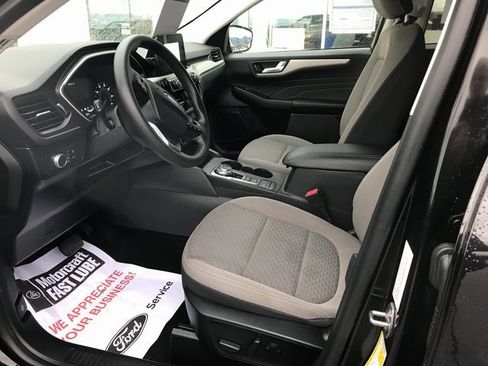 Certified 2021 Ford Escape SE image 5