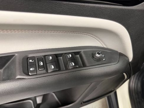 Used 2025 Jeep Compass Limited AWD/4WD image 11